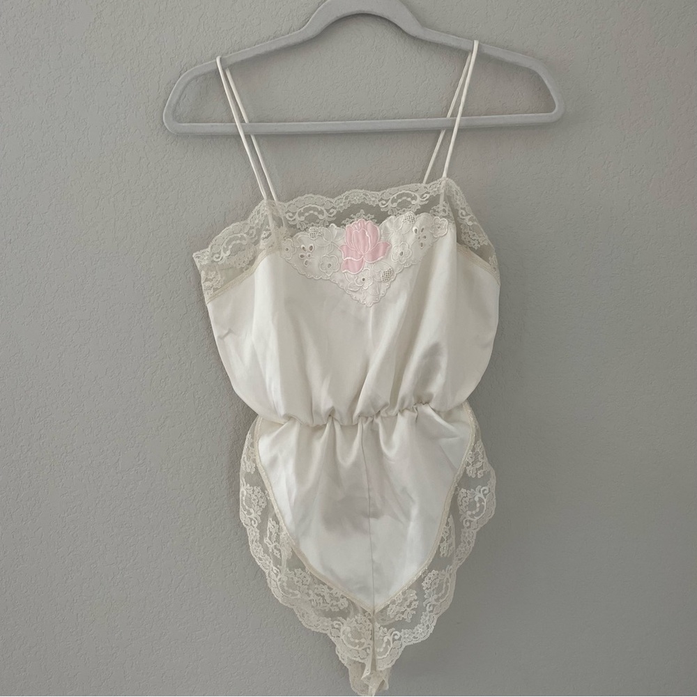 Vintage Gilead Satin Lace Romper Nightie Small Made in USA - Picture 2 of 8